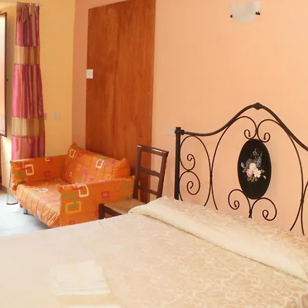 Casa Allegro Guest house *